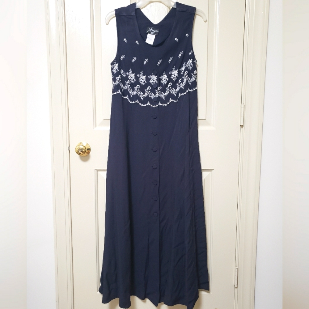 Vintage Maxi Dress with White Embroidery